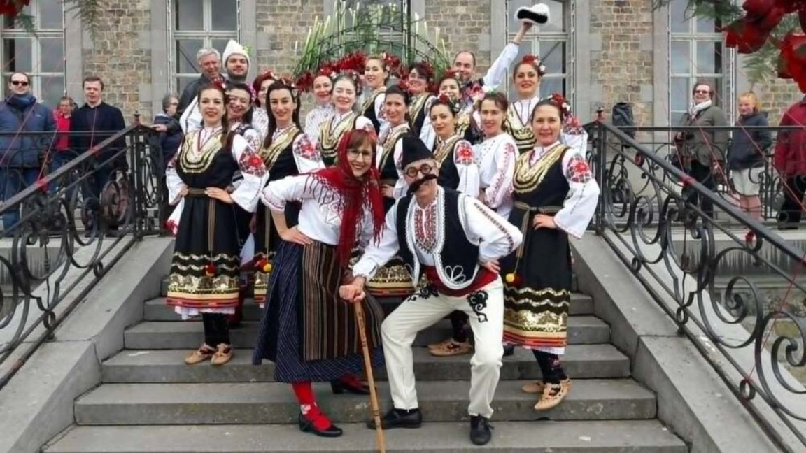 Bulgarischer Klub aus Brüssel bei „Auf dem Dorfplatz des anderen Bulgarien“