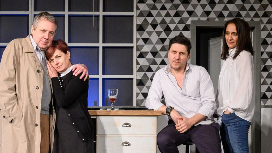 Комедията "Вечеря с приятели" ще се игра...