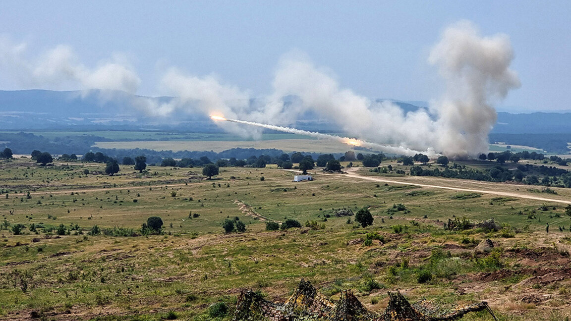 Los gastos para la defensa en Bulgaria ya superan el 2% del PIB