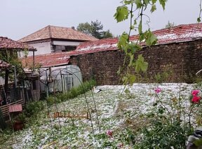 Бедствено положение за Лясковец и село Драгижево след бурята през изминалата нощ