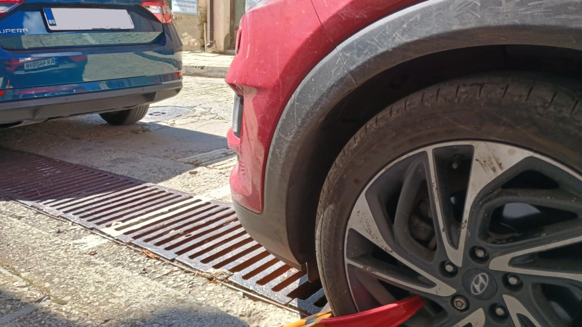 Подготвят синята зона в Балчик за старта ѝ на 1 април