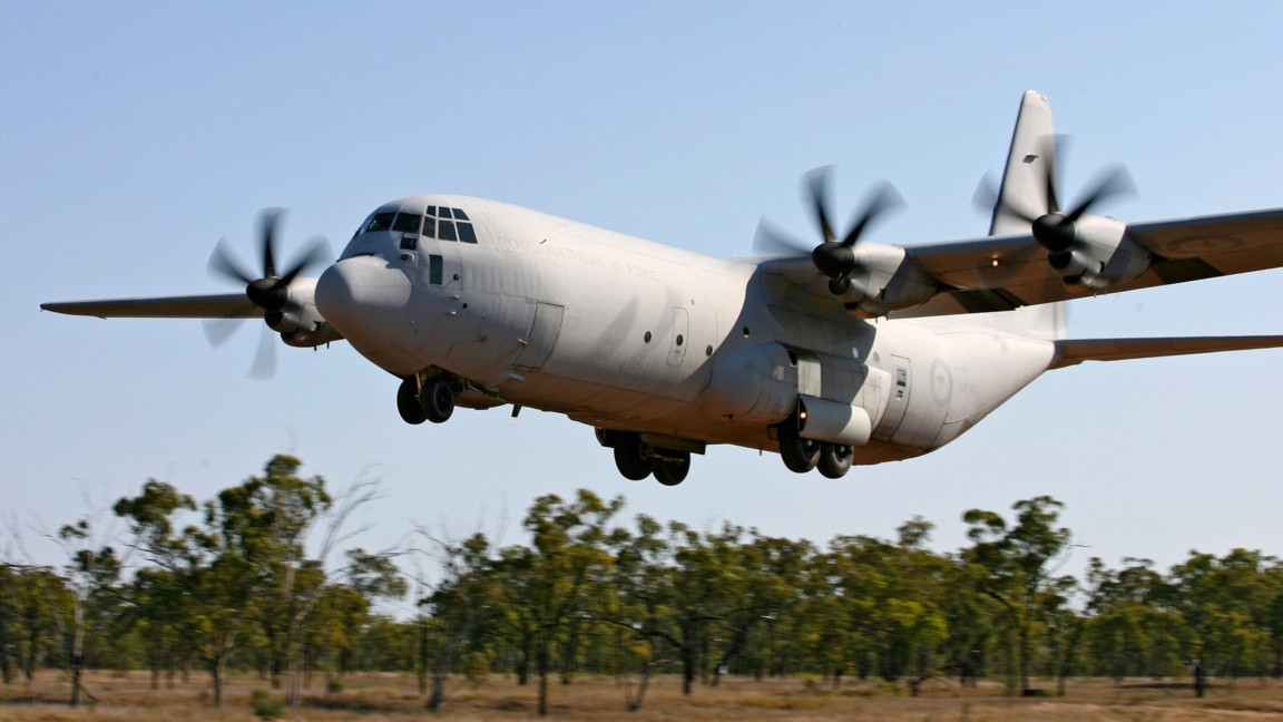 66 души са загинали при катастрофа на военен самолет в Колумбия