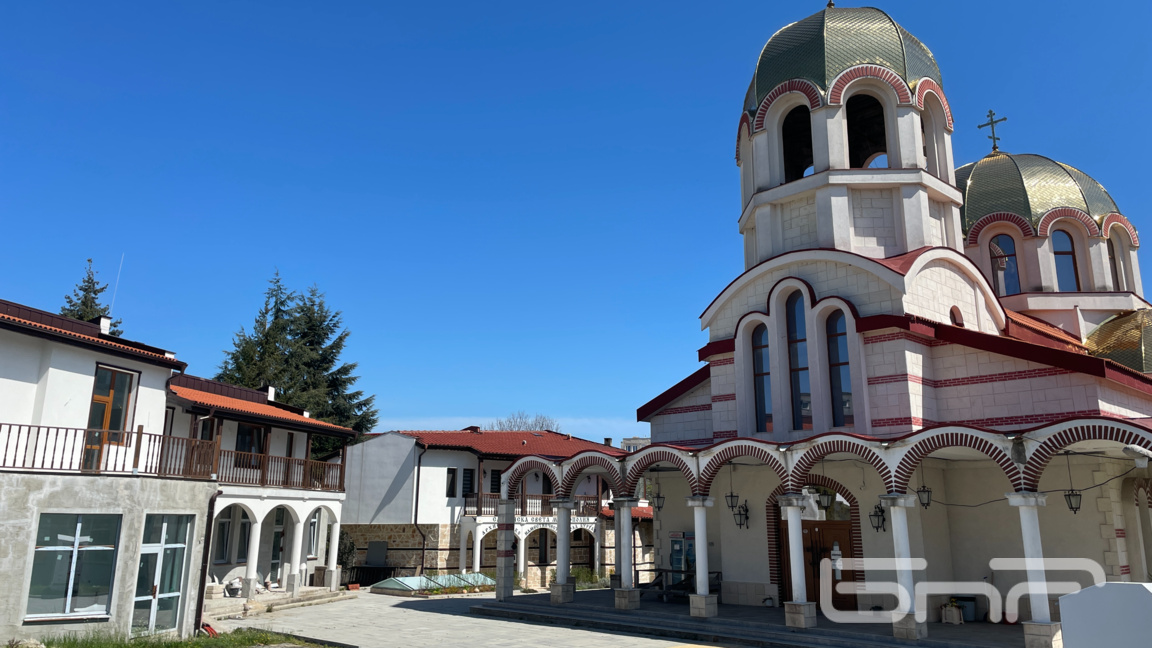 Разкриха кражбата на кутия за дарения от храма в "Меден рудник"
