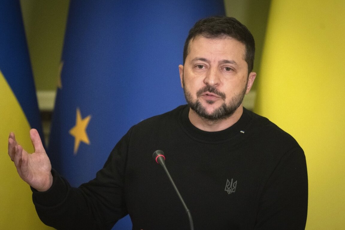 Le président ukrainien a demandé plus de missiles et munitions...