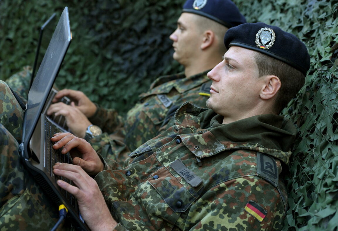 Германският президент подкрепи въвеждането на задължителна военна служба