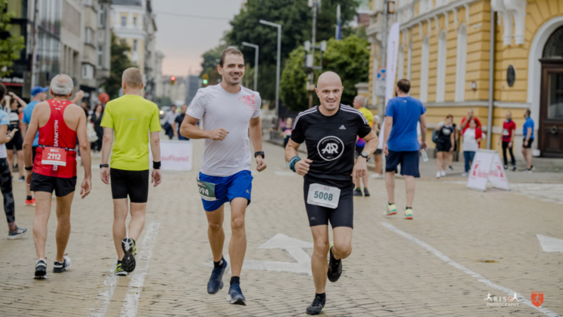 Над 2000 са заявили участие в софийския ...