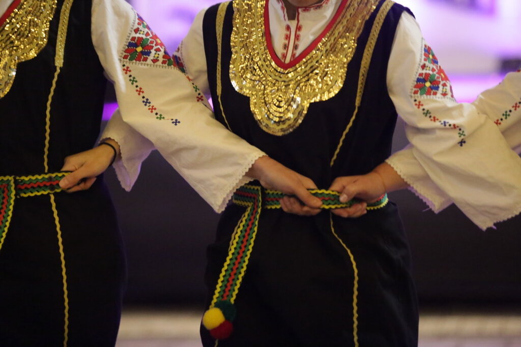 Обявиха конкурс за българско хоро или танц, изиграни на най-неочакваното място