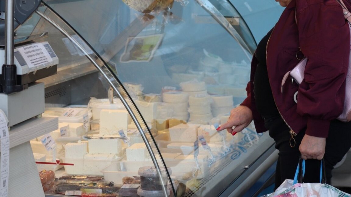 Οι γαλακτοκόμοι: Οι αυξήσεις στις τελικές τιμές των γαλακτοκομικών προϊόντων φτάνουν το 100%