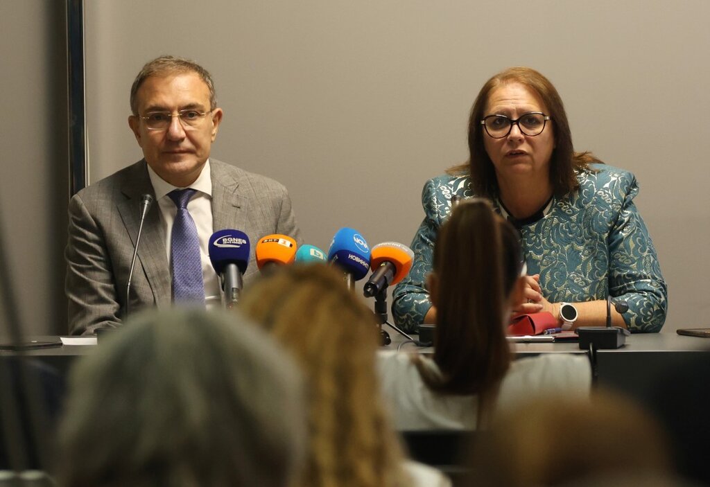 Лекари и спортисти разказват на учениците за опасностите от дрогата