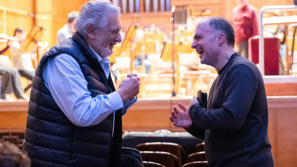Plácido Domingo (L) and Nayden Todorov (R)