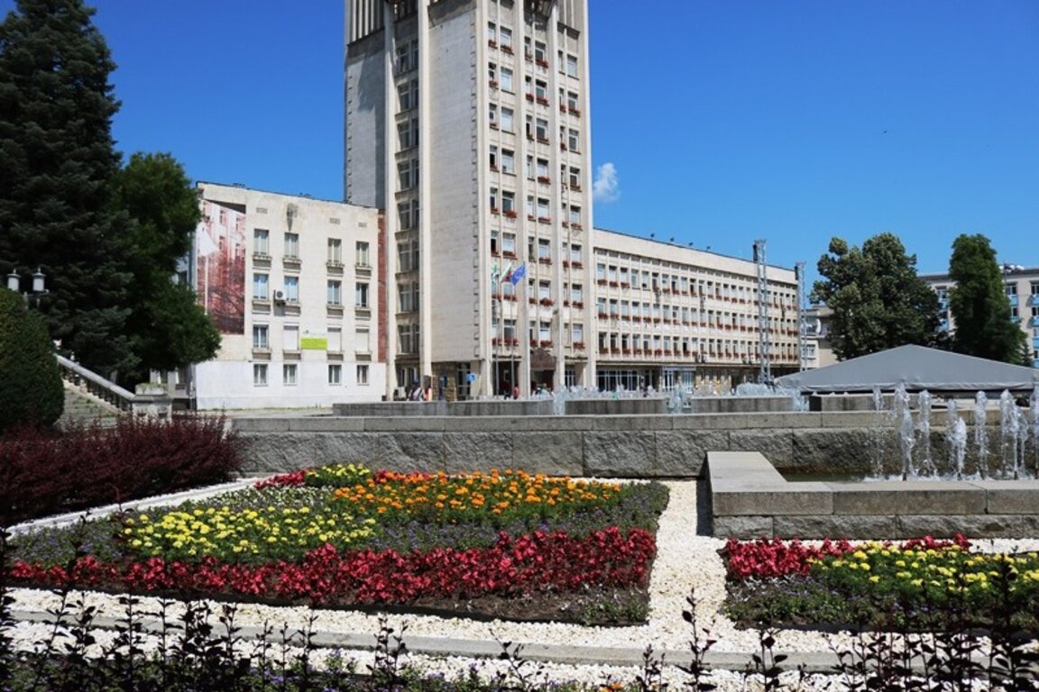 Само двама студенти са се възползвали от стипендиантската програма на Габровската община