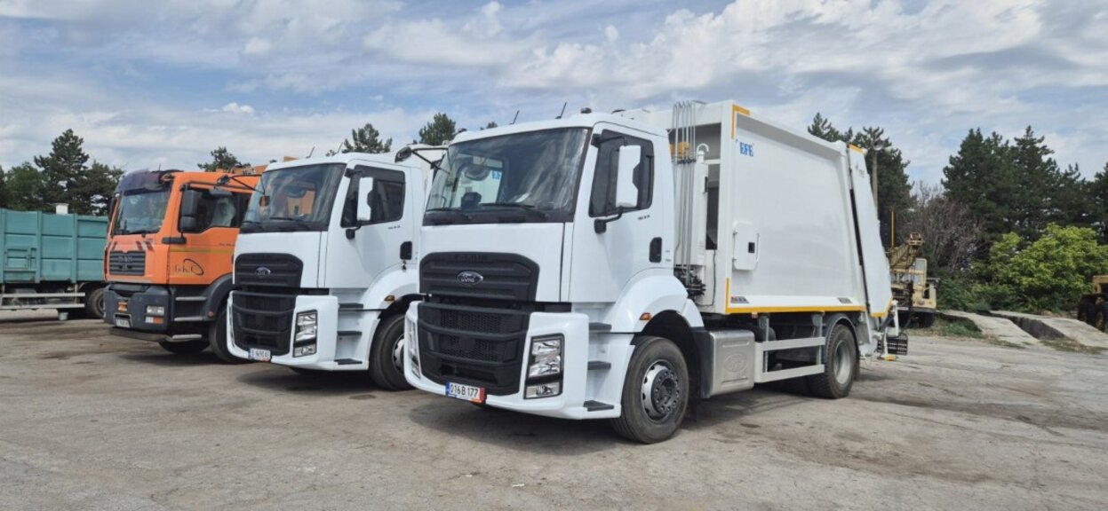 Два нови сметовоза за БКС