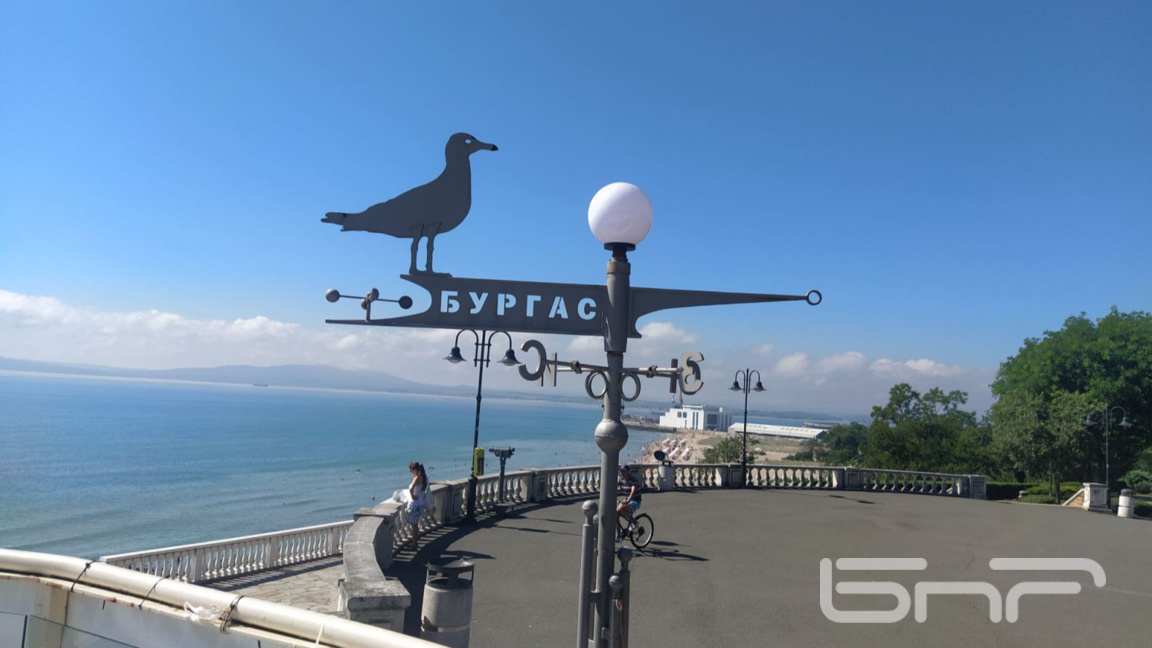 България пред нови избори: Ще бутне ли Радев водещата роля на ГЕРБ в Бургаско?