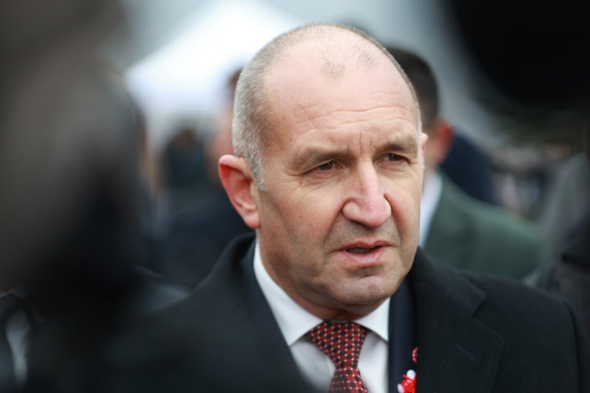 Rumen Radev: Support for Ukraine is a losing position, a peaceful way out of the crisis must be sought