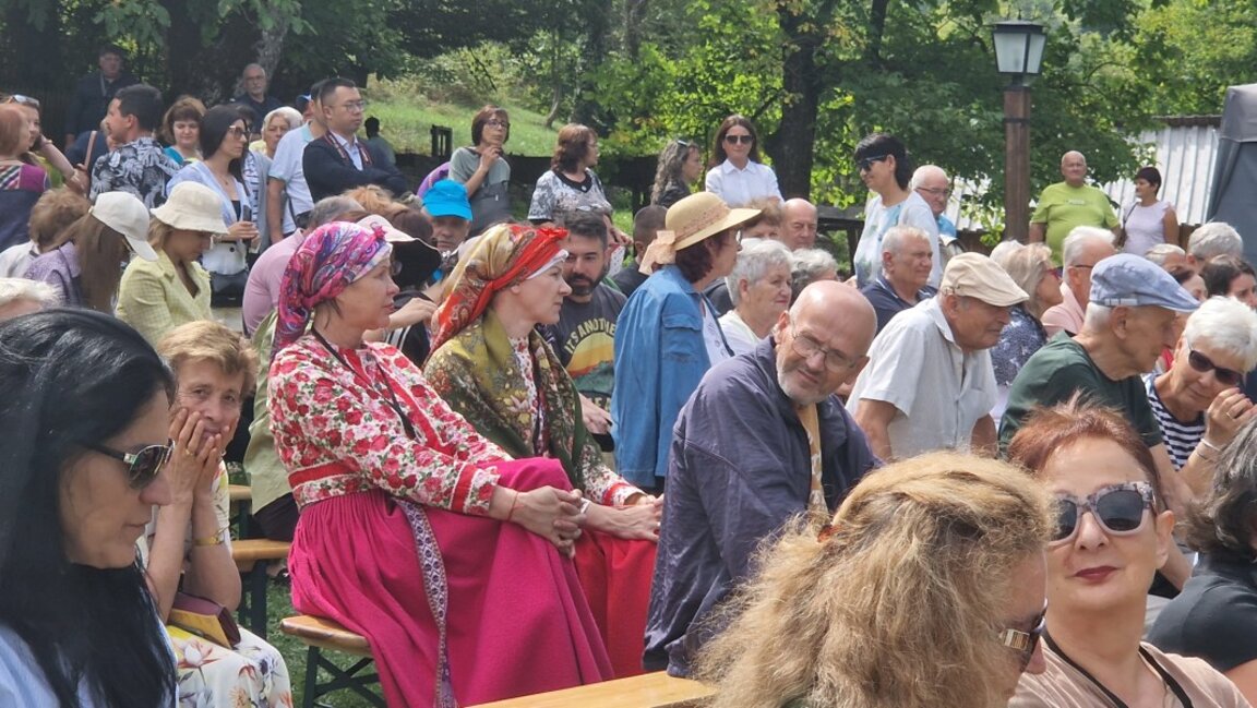 В Етнографския музея Етъра край Габрово започна XIX-ият международен панаир на традиционните занаяти