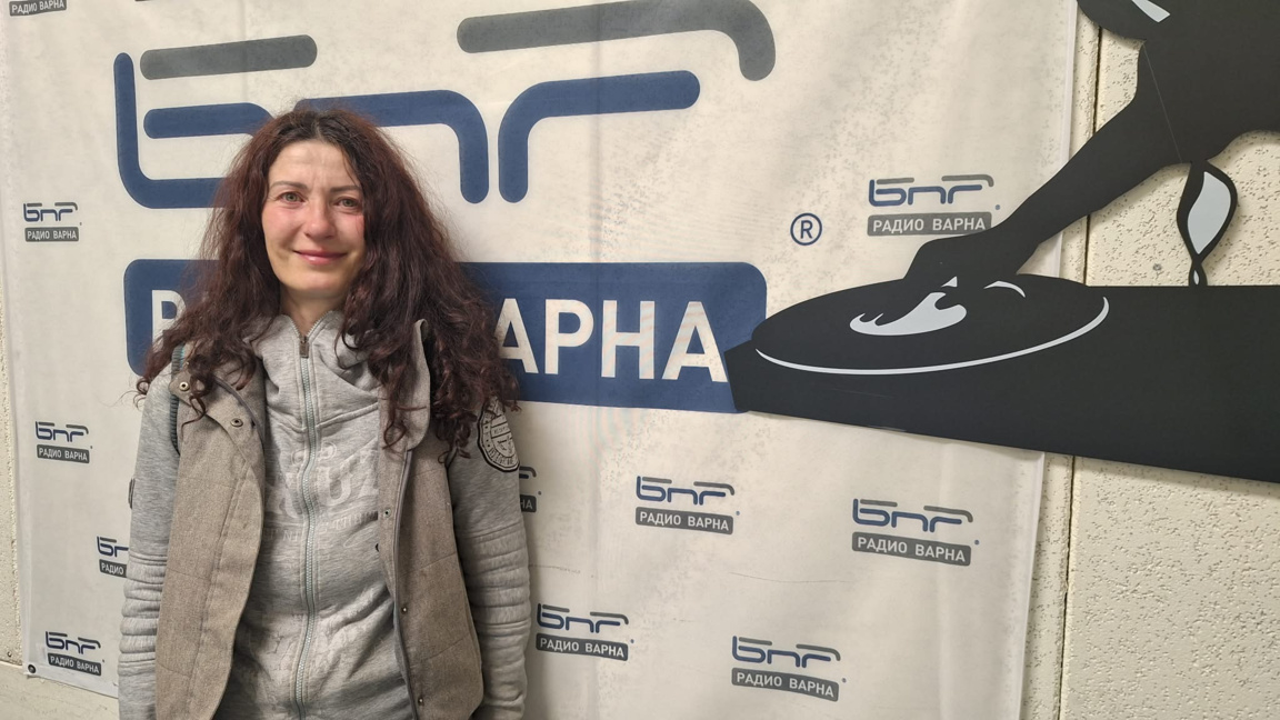 Търсят спешно дом за терапевтичните коне от Долище