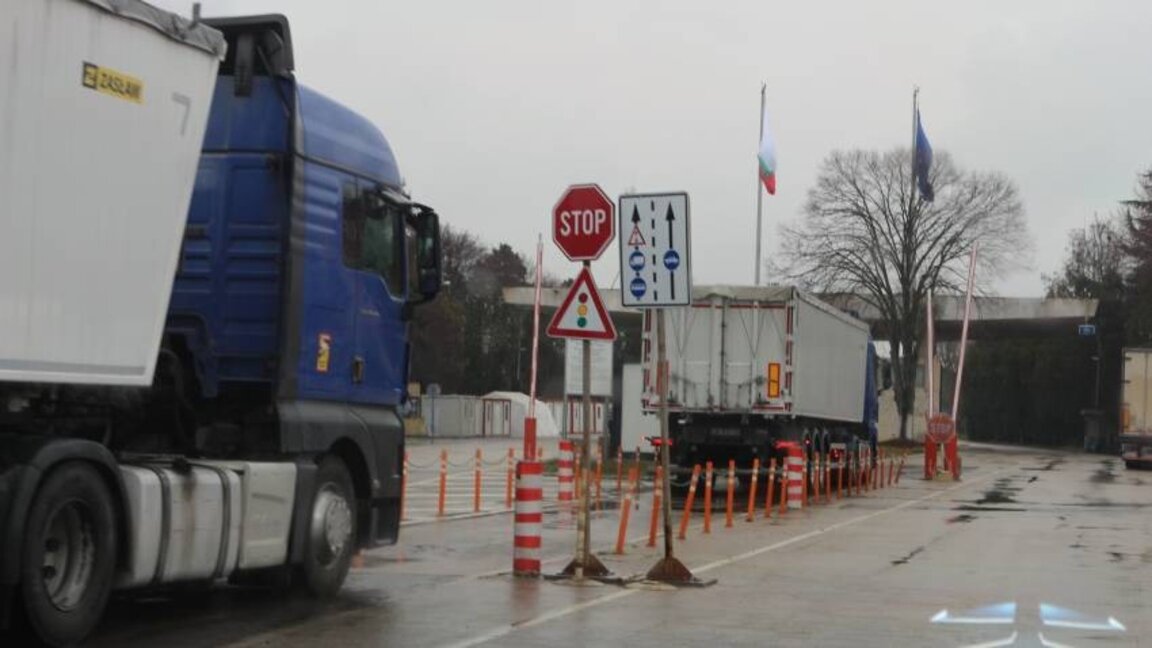 Tuna boyunca Bulgaristan ile Romanya arasındaki sınır kontrolleri 31 Mart'tan sonra da devam edecek