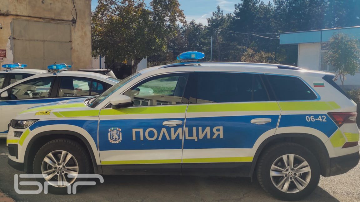 Откриха човешки останки в двора на болницата във Враца