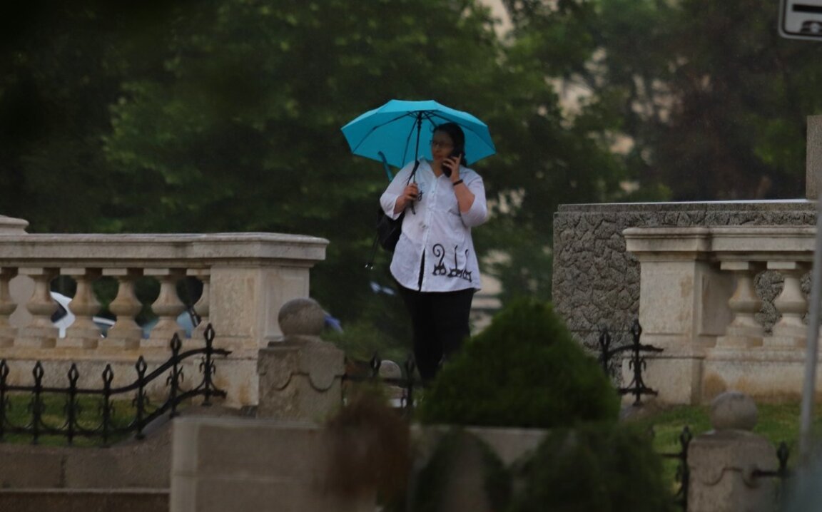Προειδοποίηση για επικίνδυνες βροχοπτώσεις σε 23 περιοχές