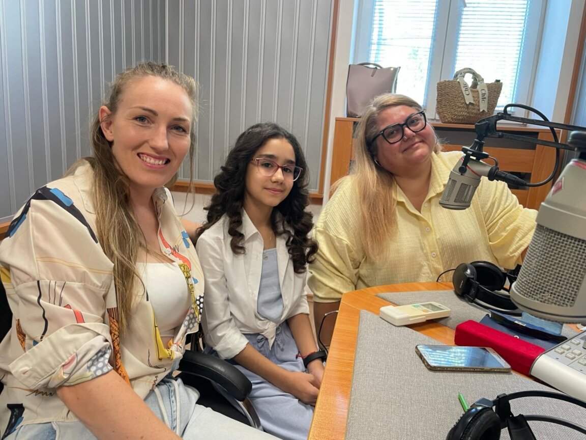 От ляво на дясно: Моника Карагенова, Анна Ниазиева и Ива Георгиева