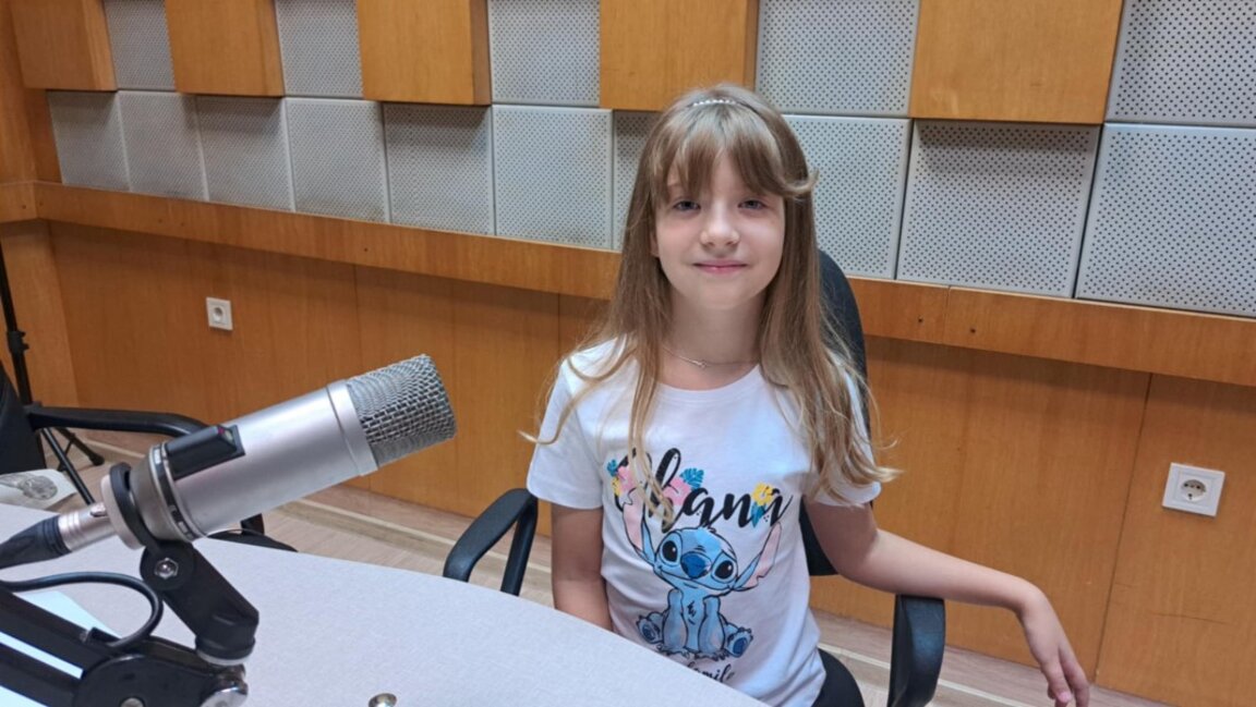 Борислава Младенова: Готова съм за училище и за шестици