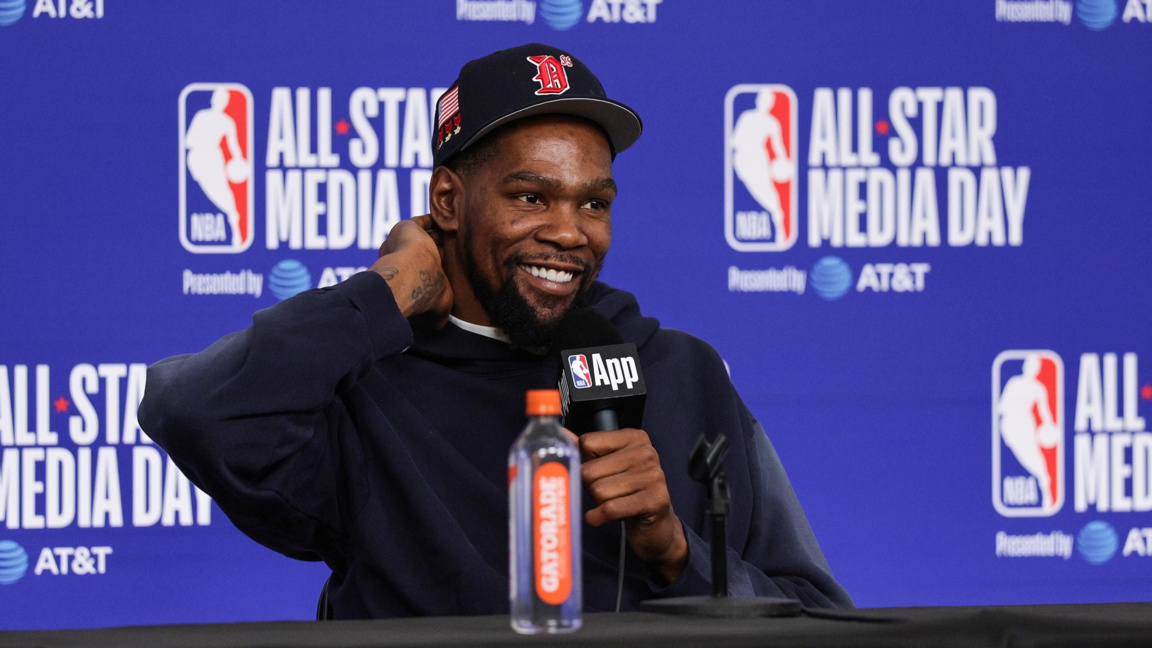 Кевин Дюрант говори пред медиите