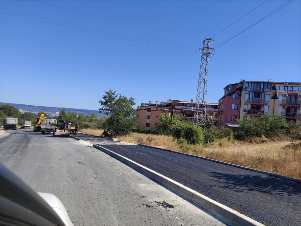 От понеделник поставят два светофара на разклона към плажа на "Аспарухово"