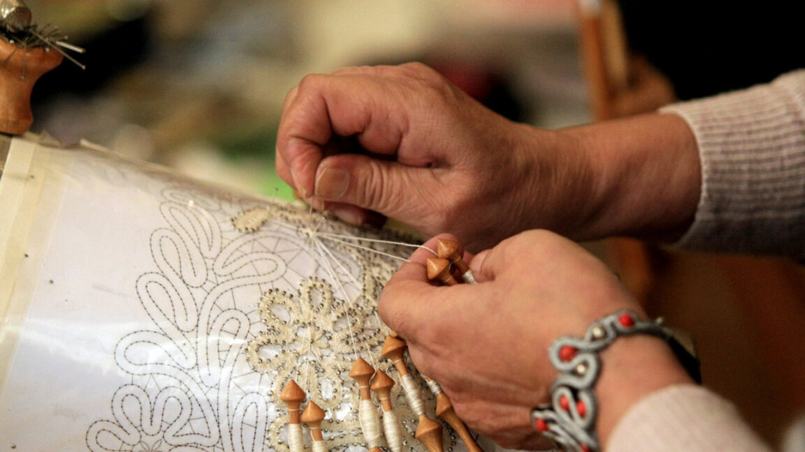 Чипка – спој елеганције и романтике