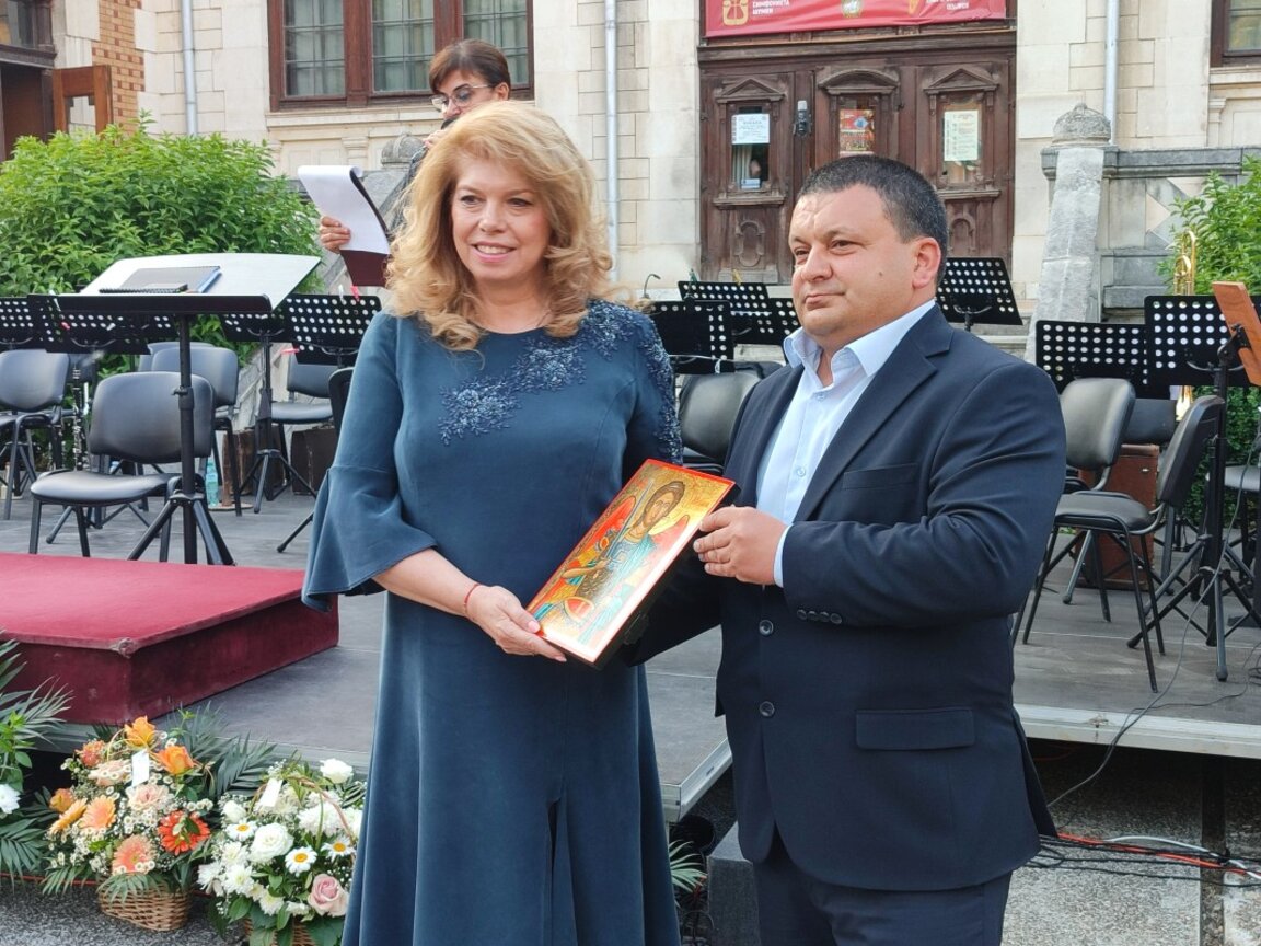 175 години музика