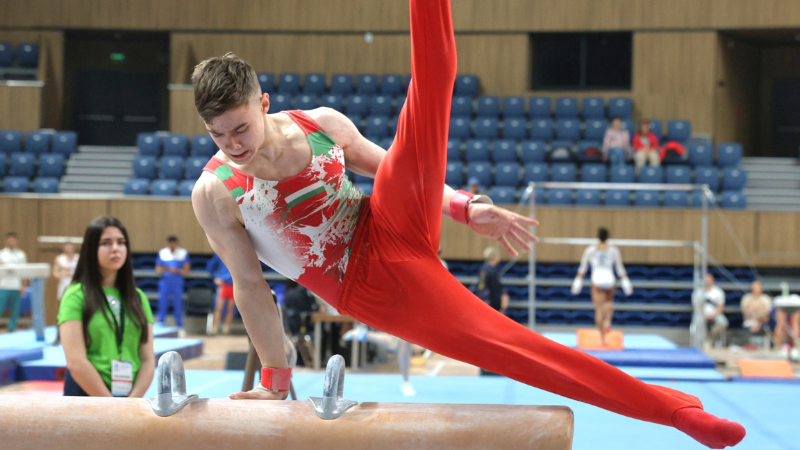 Злато за гимнастика Давид Иванов на Световната купа