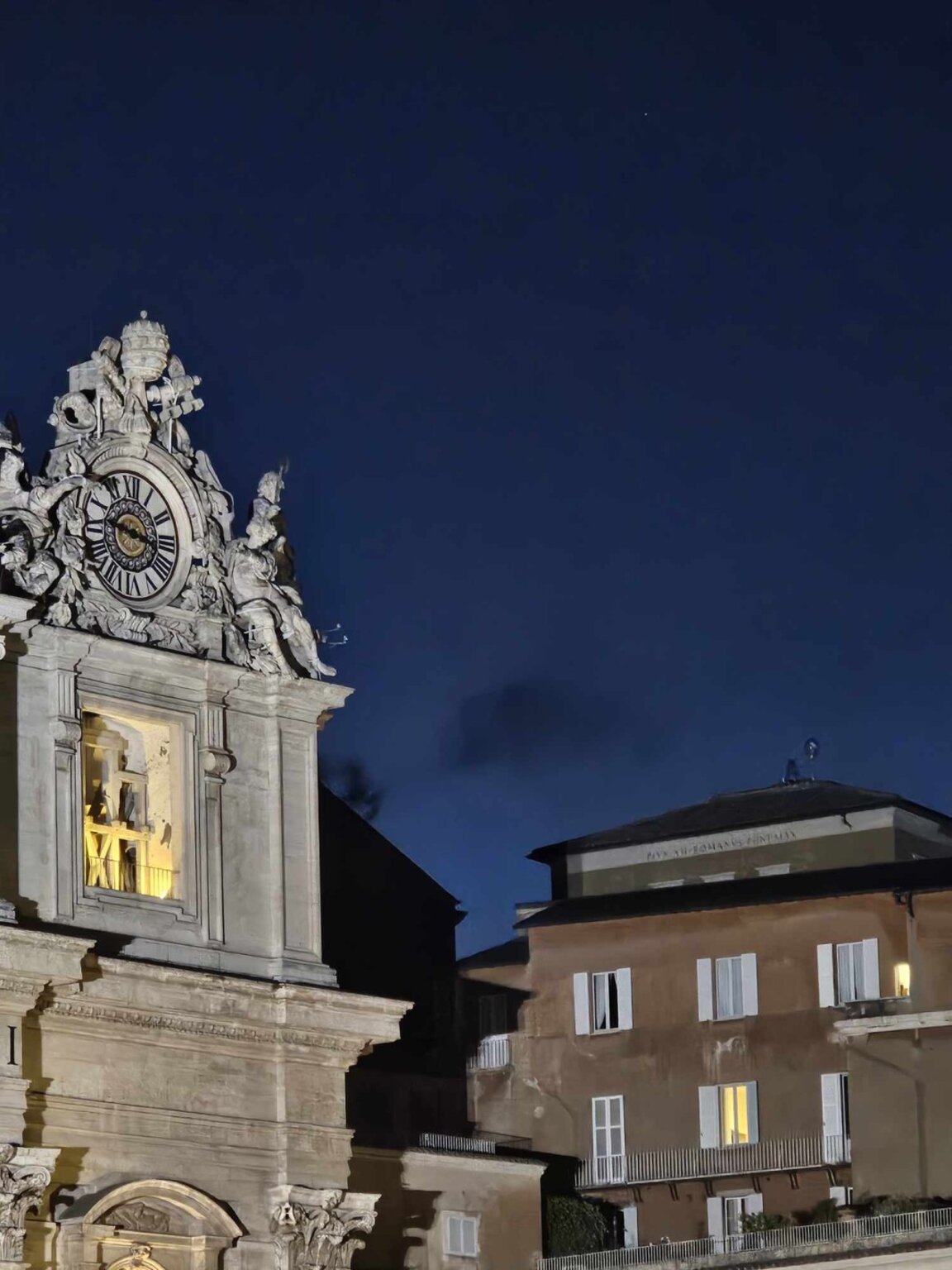 Черен дим над Сикстинската капела – няма избран нов папа