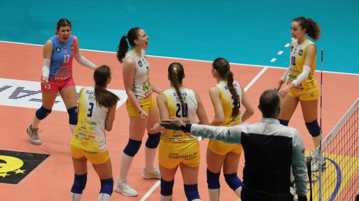 Маричанки вървят уверено към 11-ата си Купа на България