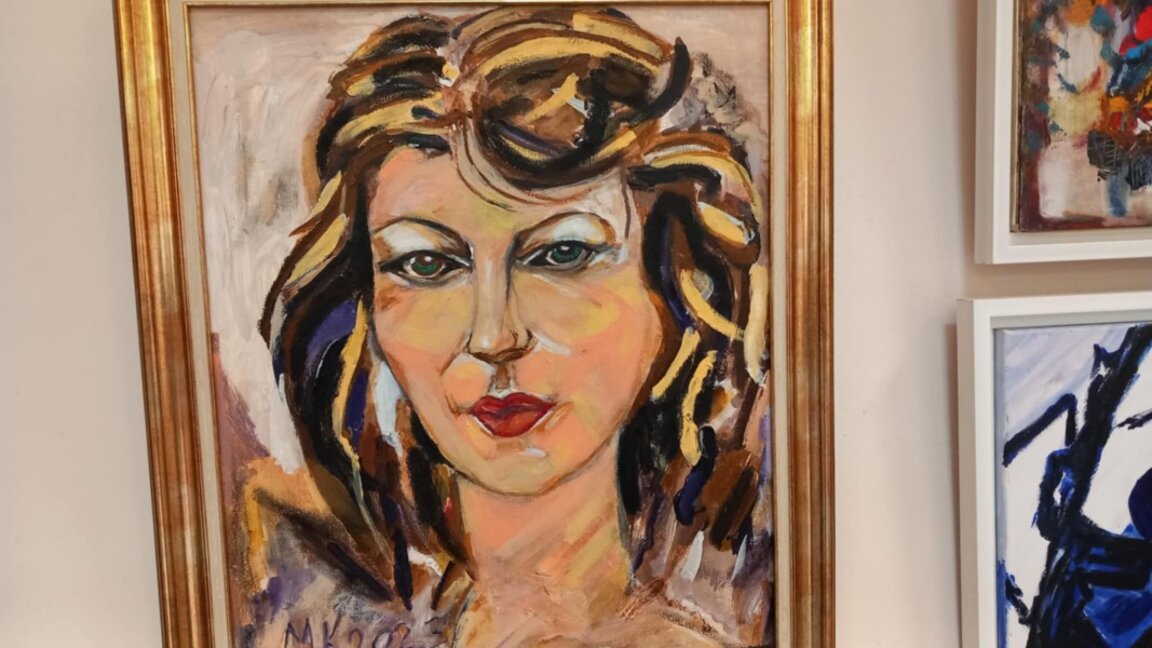 Мария Колюшева с изложба и книга в Радио Пловдив