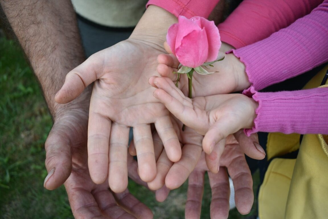 Род. Традиция. Памет.