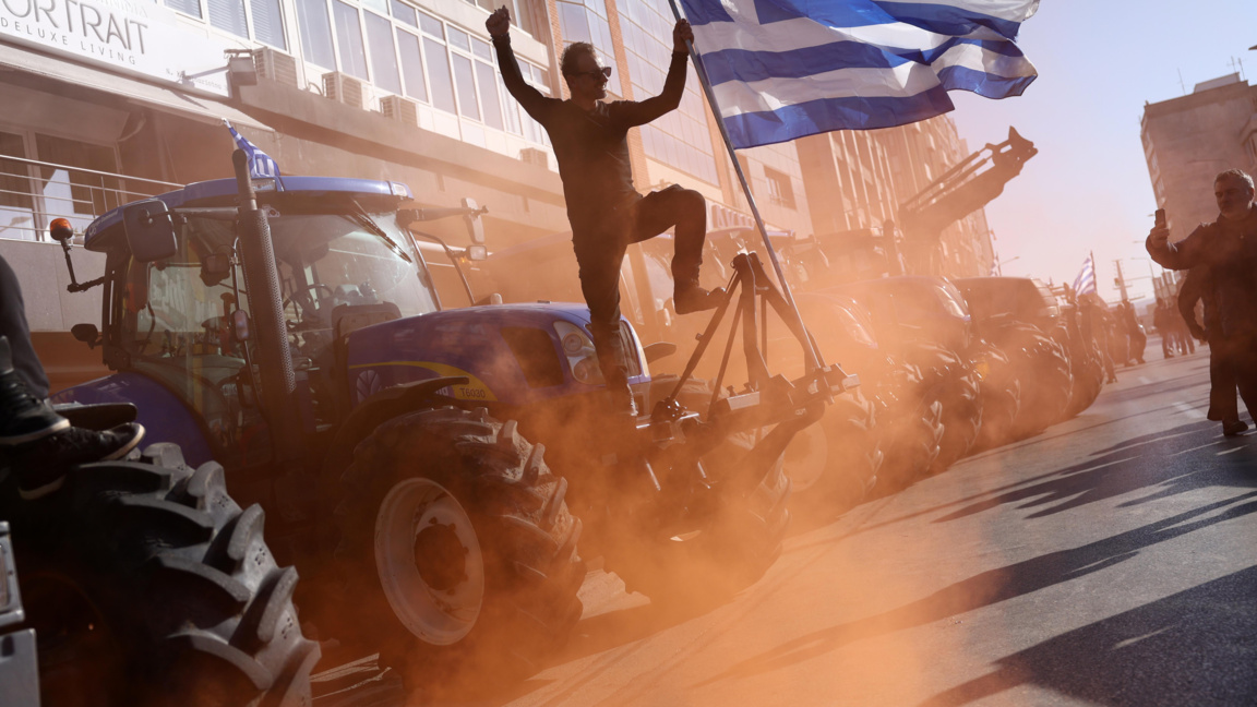 Протестите на фермерите в Гърция продължават