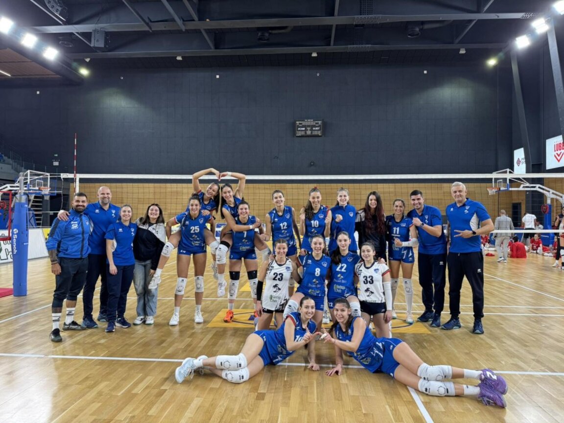 Левски победи ЦСКА във волейболното дерби при жените