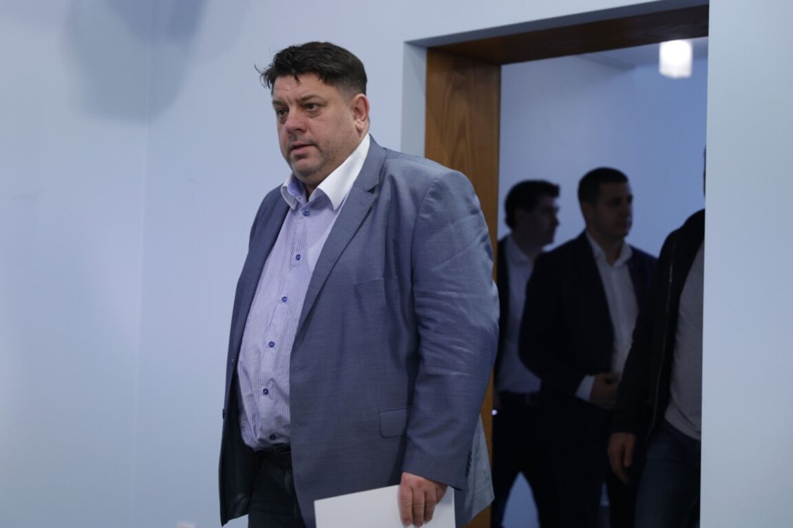 Лидерът на социалистите Атанас Зафиров.