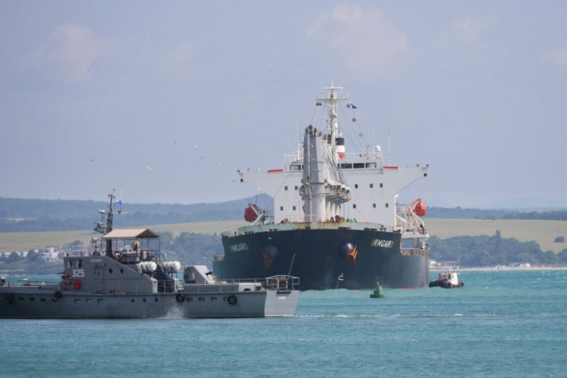 НС прие законопроекти, свързани с жeлезопътния и морския транспорт