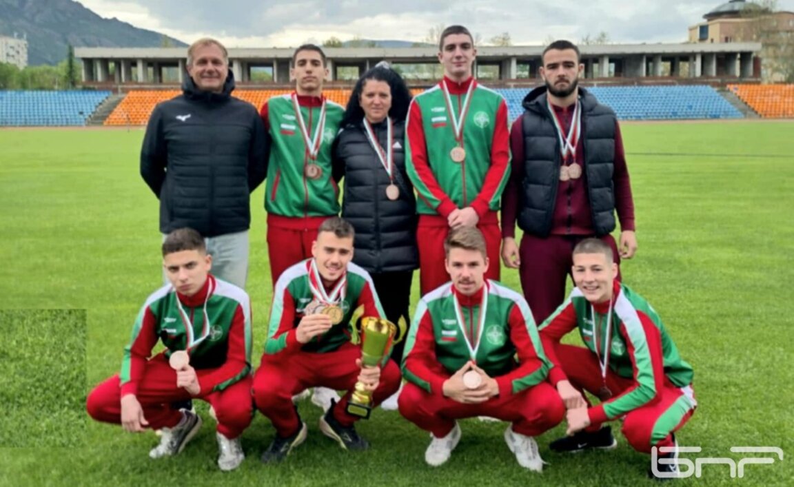 Лекоатлетите на видинската Математическа са трети в страната