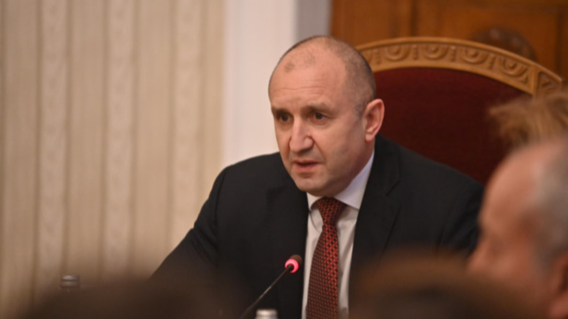 Президентът Радев завъртя парламентарната рулетка