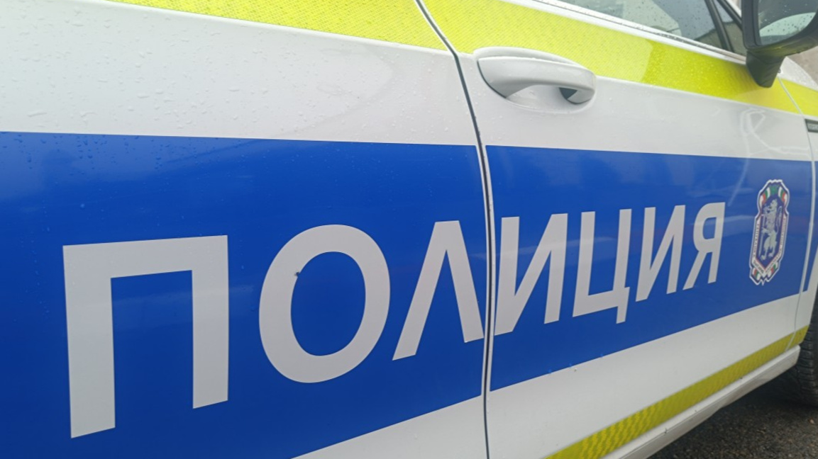 Катастрофа затруднява движението по главния път София – Варна при с. Момин сбор