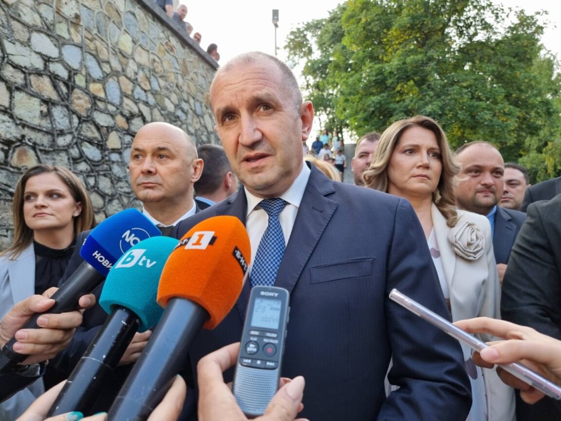 Румен Радев