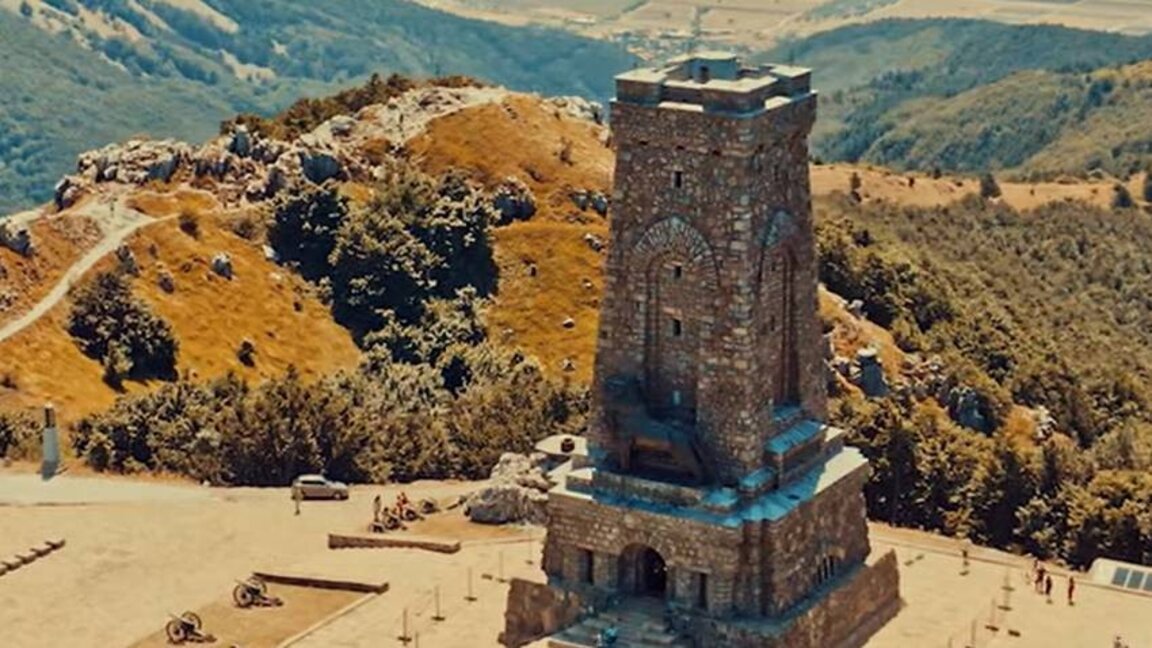 «Αυτή είναι η Βουλγαρία» – τραγούδι της Μαρίας Άγγελοβα