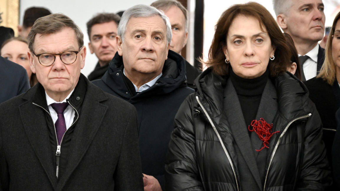 Външните министри на Германия, Италия и България Йохан Вадефул, Антонио Таяни и Надежда Нейнски в Буча, 31 март 2026 г.