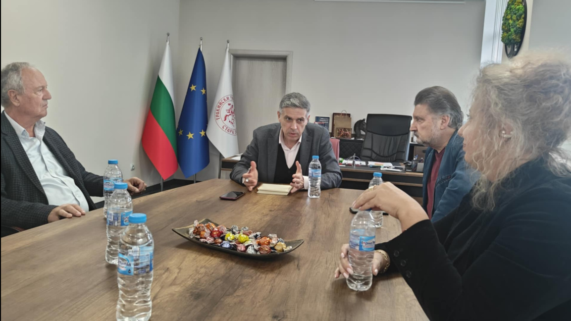 Ръководството на ТРУ и бизнеса обсъдиха обучението на кадри в региона
