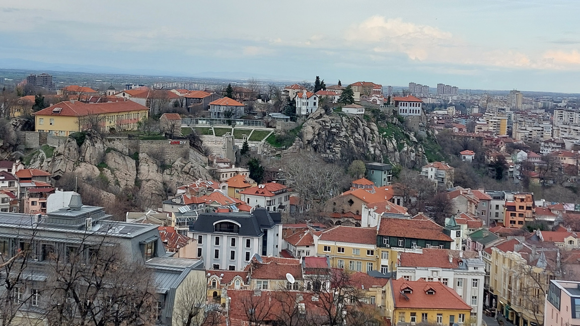 Край на грипната епидемия в Пловдив, учениците се връщат в клас