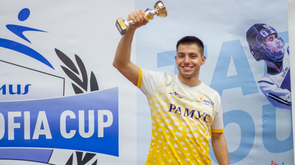 Божидар Аврамов