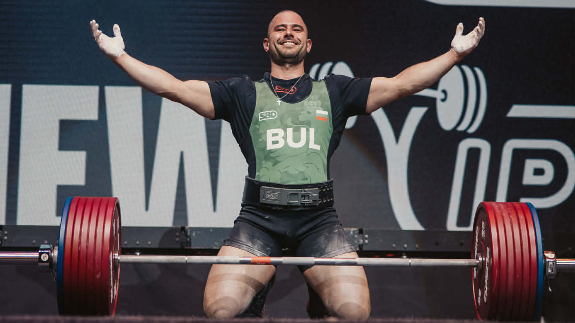 Емил Кръстев