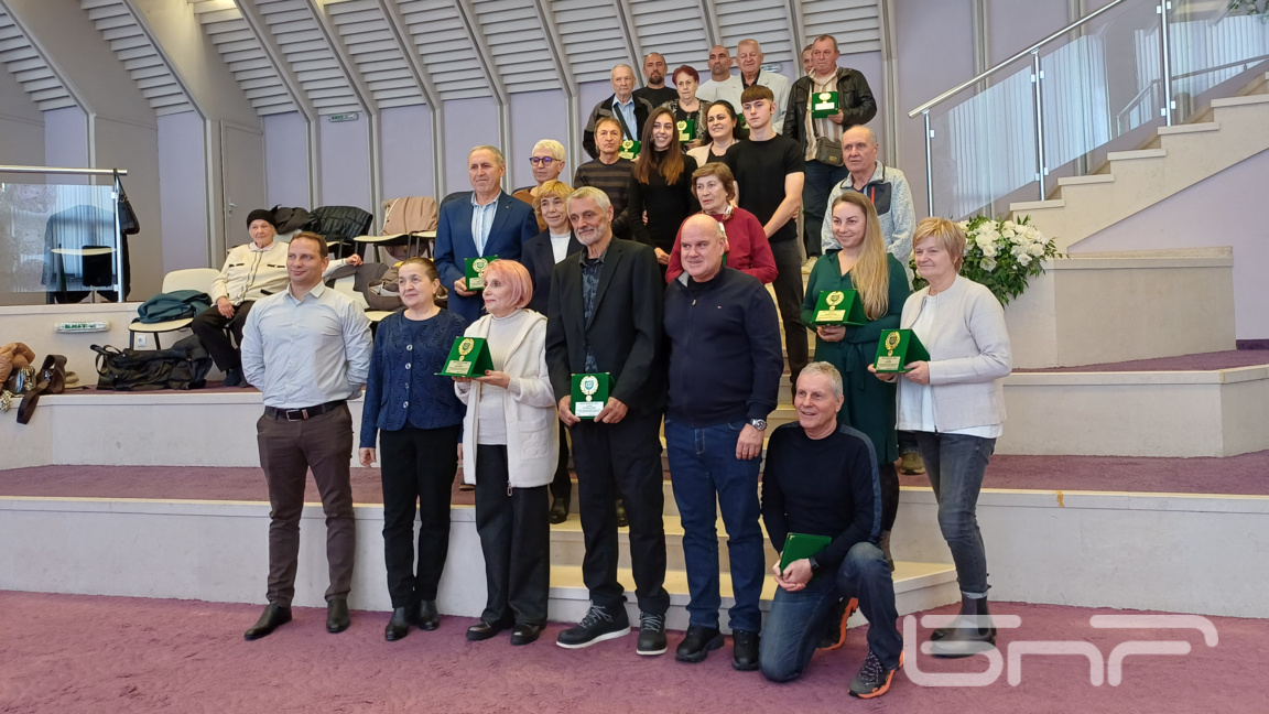 Наградиха спортисти ветерани във Враца