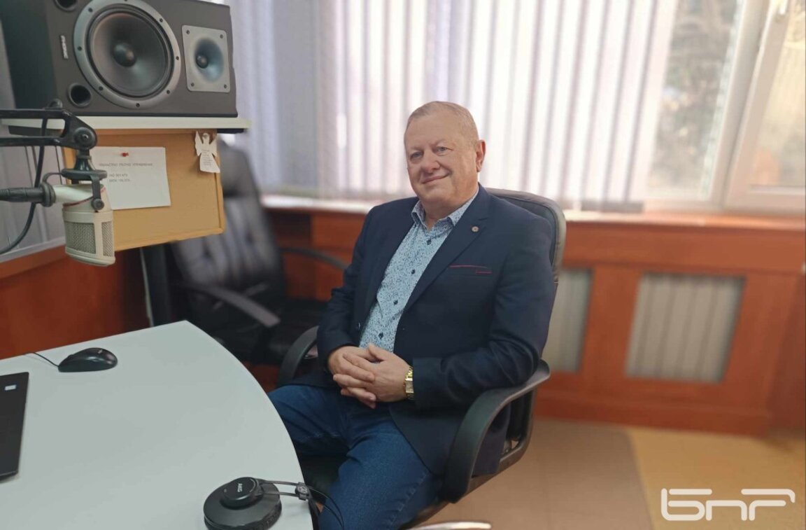 Атанас Стоянов
